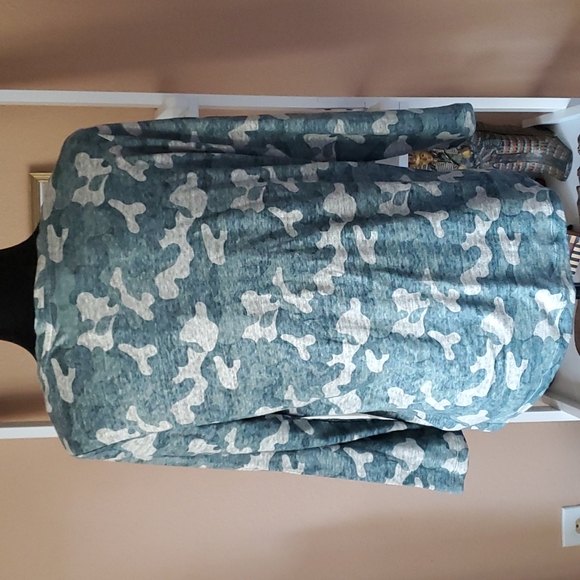 🌻Nicole Miller 100% Linen Blouse! Sz M - Picture 4 of 5